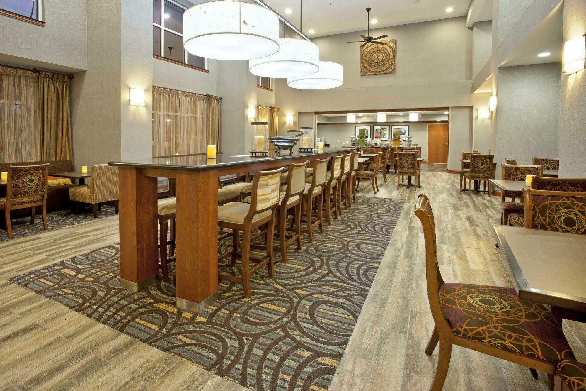 Hampton Inn & Suites Fort Worth-West-I-30 Экстерьер фото